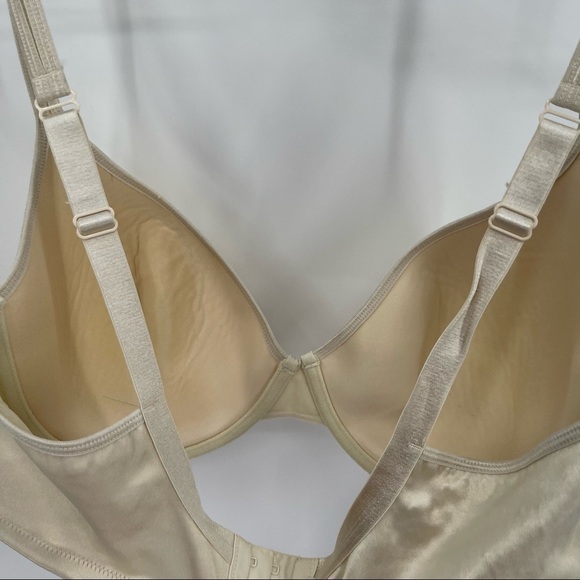 Cacique Sexy Sensual Cream Underwire Bra Size 40DD - Picture 4 of 6